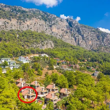 Deniz Ve Orman Manzarali 4+2 Almina Vilă Göcek